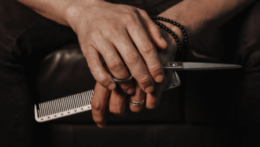 How to Tell When Your Hairdressing Scissors Need Sharpening